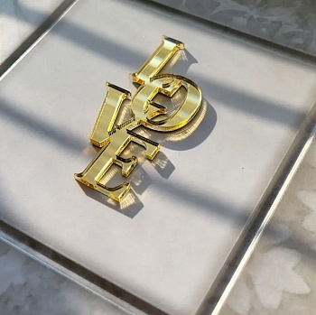 Набор акриловых топперов Любовь Love 4 шт