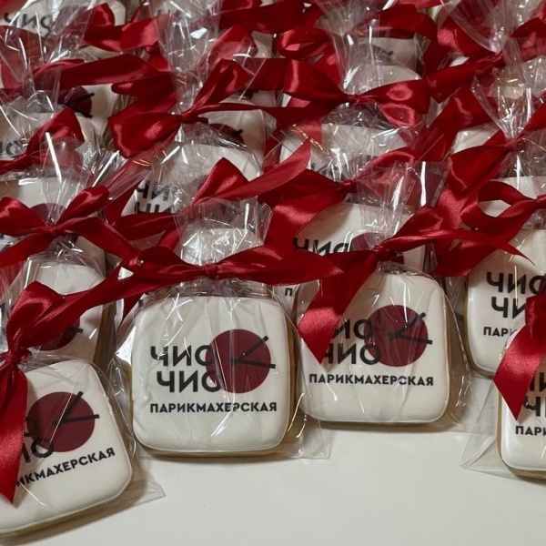 Пряники с глазурью по индивидуальному эскизу от 10 штук