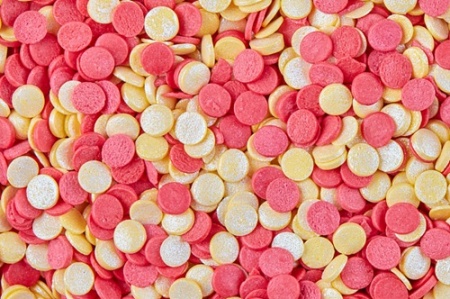 Конфетти красно-золотое 750 г