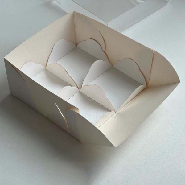 Упаковка на 4 моти белая с пластиковой крышкой и ложементами