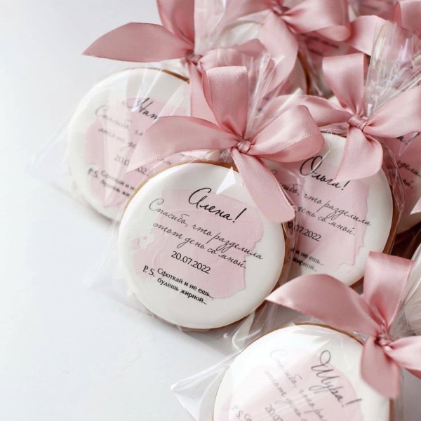 Пряники с глазурью по индивидуальному эскизу от 10 штук